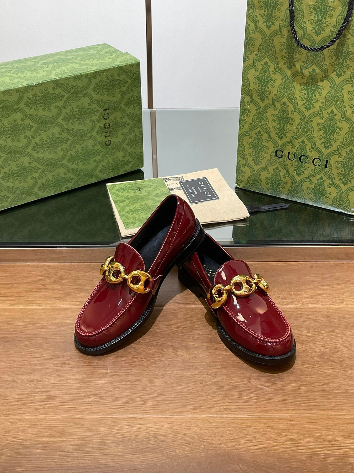 GG LOAFER SHOES IN BLOOD RED CALFSKIN