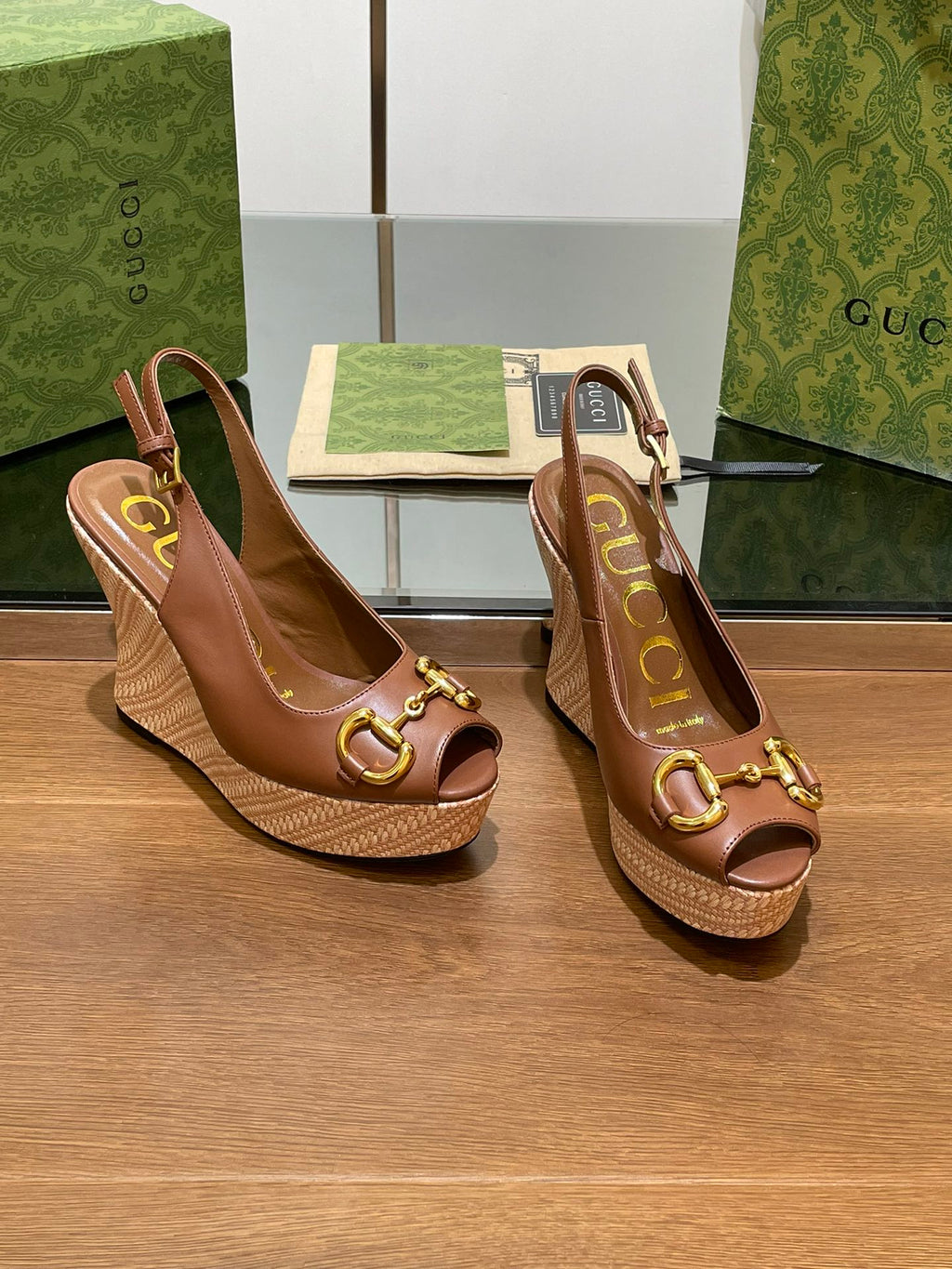 GG WEDGE PLATFORM IN CHOCOLATE BROWN CALFSKIN