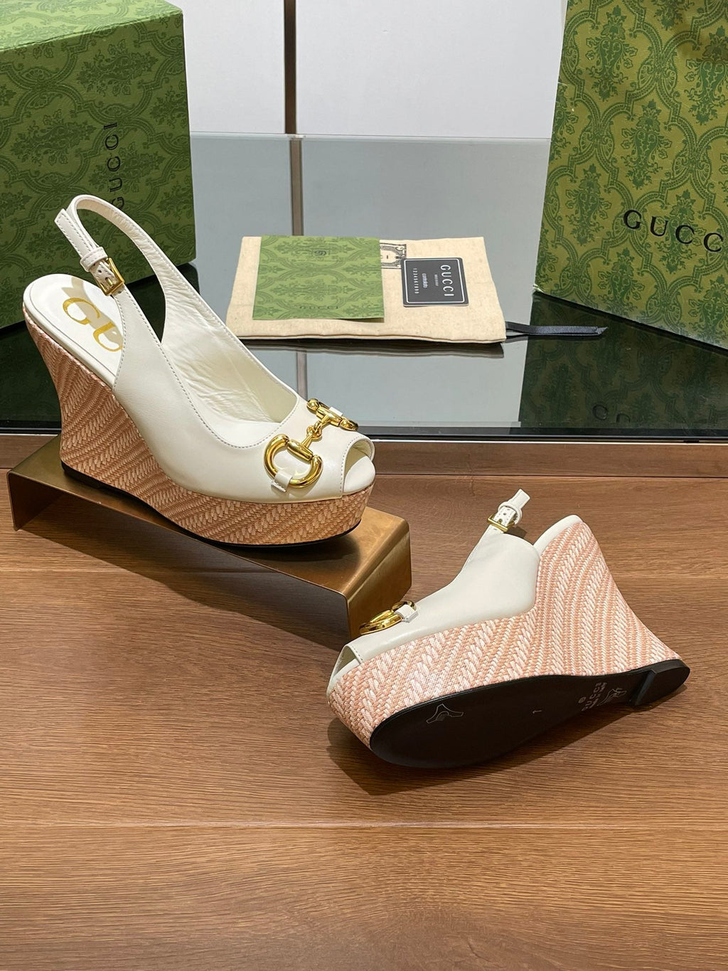 GG WEDGE PLATFORM IN WHITE CALFSKIN