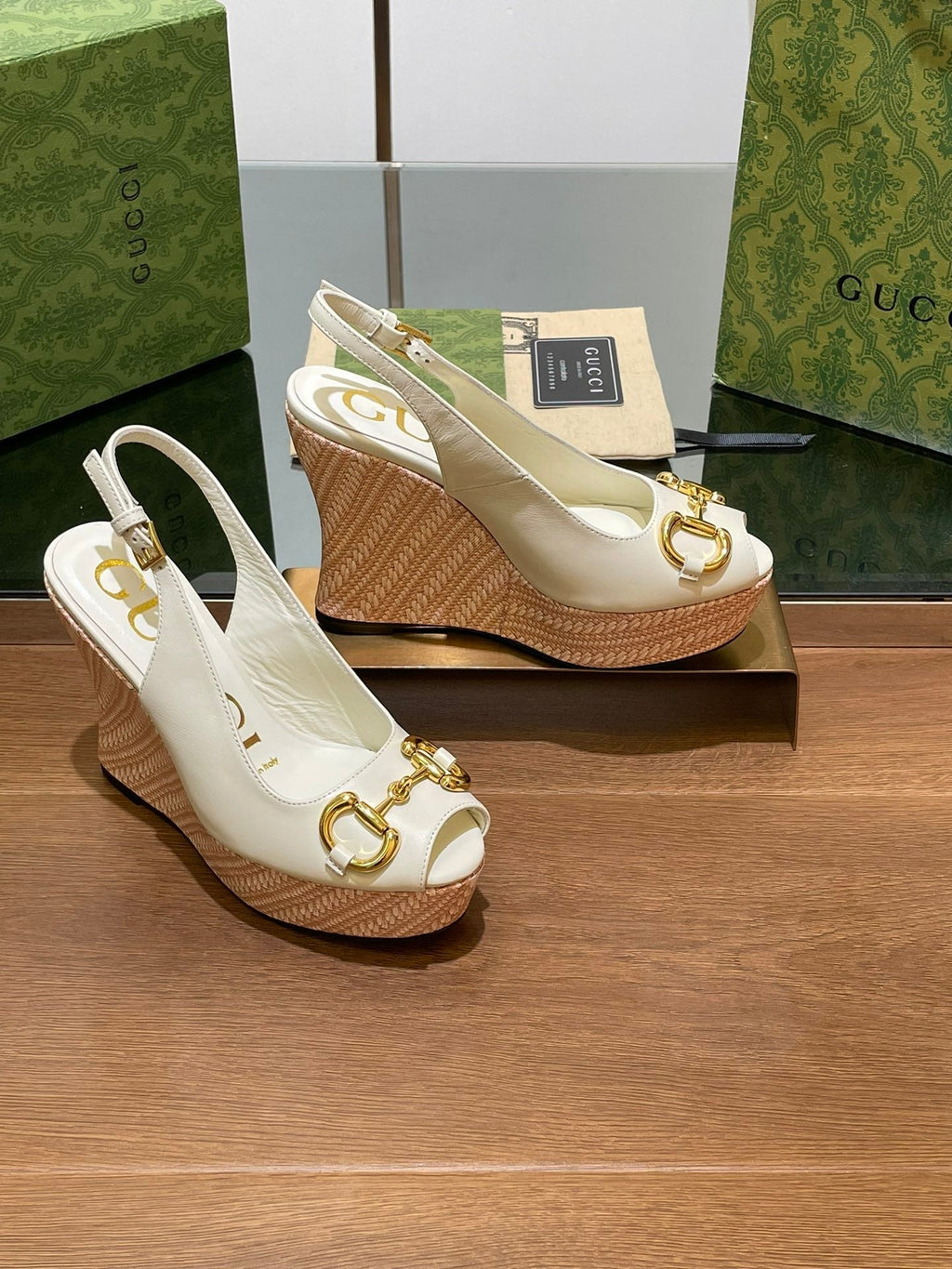 GG WEDGE PLATFORM IN WHITE CALFSKIN