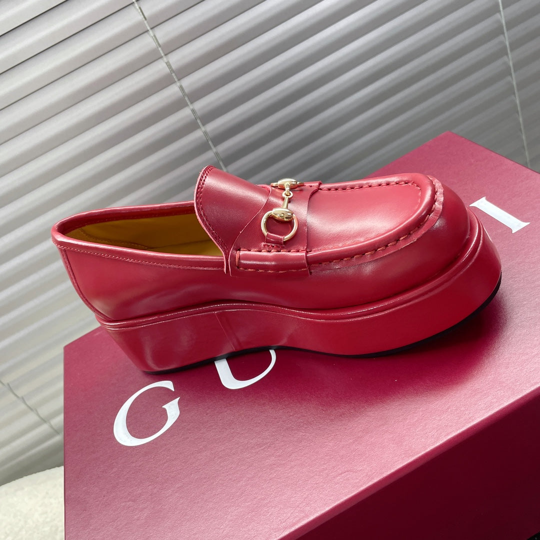 HORSEBIT PLATFORM LOAFER IN CRIMSON RED CALFSKIN