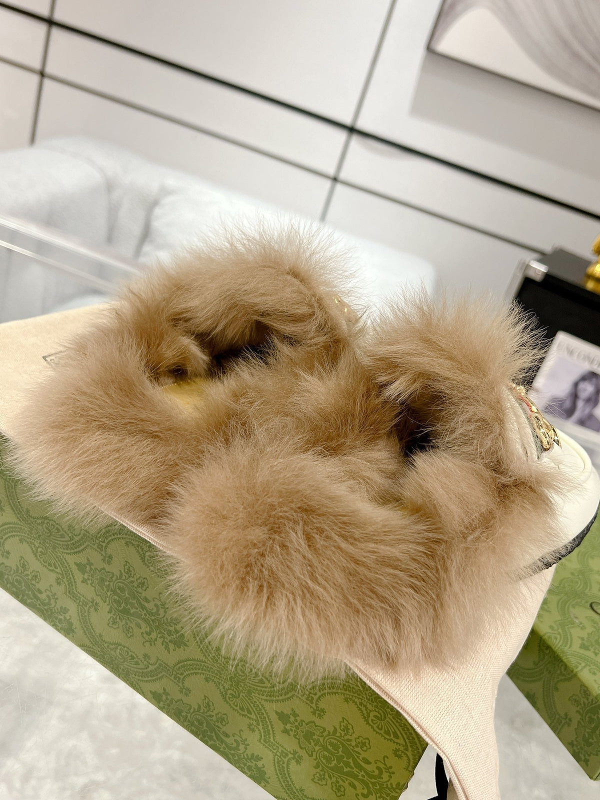HORSEBIT MULE WITH WEB IN WHITE CALFSKIN MIX MINK FUR