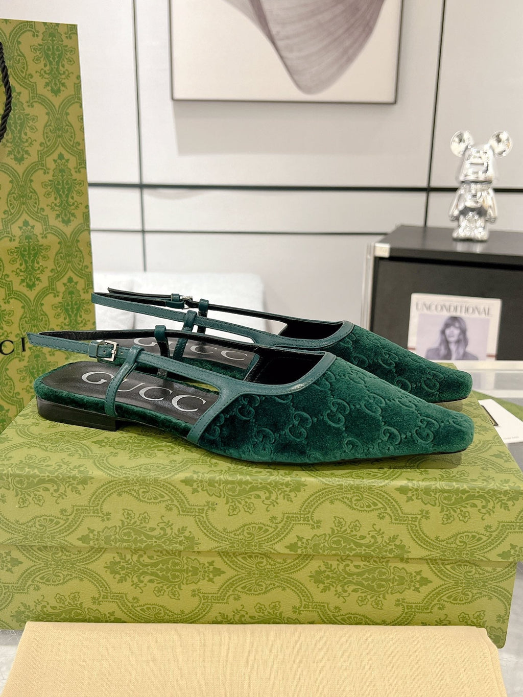 GG SLINGBACK FLATS CASTLETON GREEN VELVET
