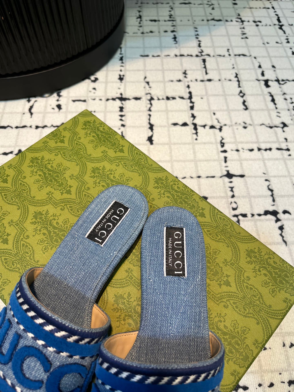 GG SLIDE SANDAL WITH GUCCI SCRIPT STONE DENIM