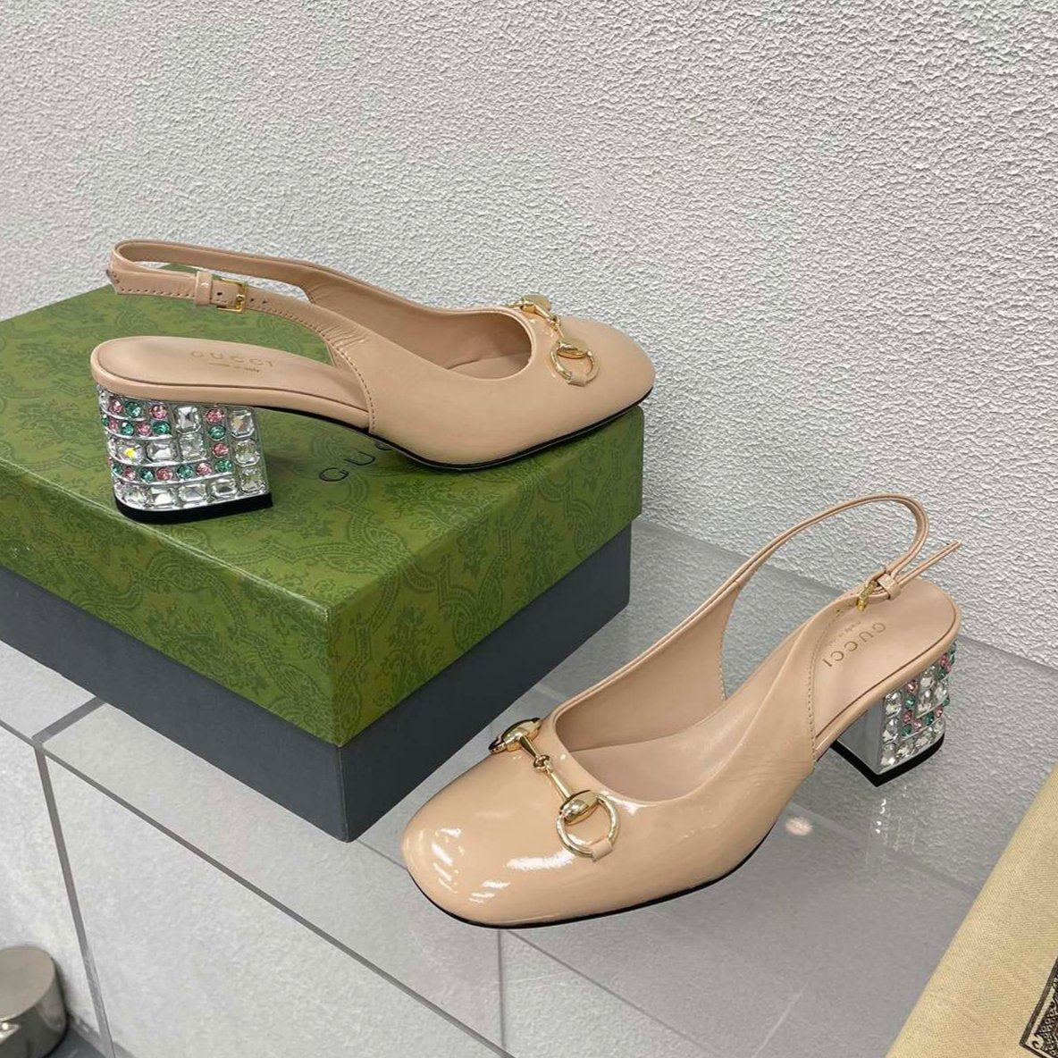 GG WOMEN'S HORSEBIT SLINGBACK IN TAN BEIGE CALFSKIN WITH RHINSTONES