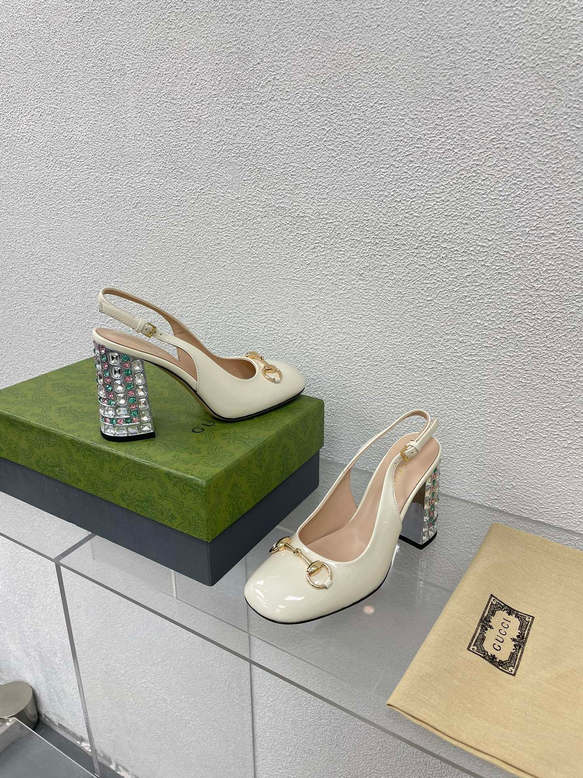 GG WOMEN'S HORSEBIT SLINGBACK 95MM IN WHITE CALFSKIN WITH RHINSTONES