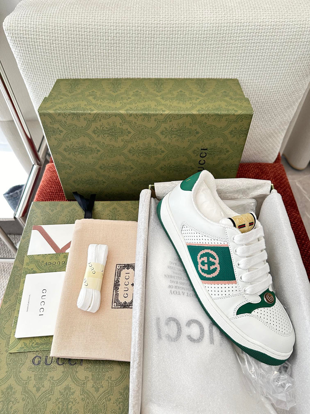 GG SCREENER SNEAKER WHITE AND DARK GREEN CALFSKIN