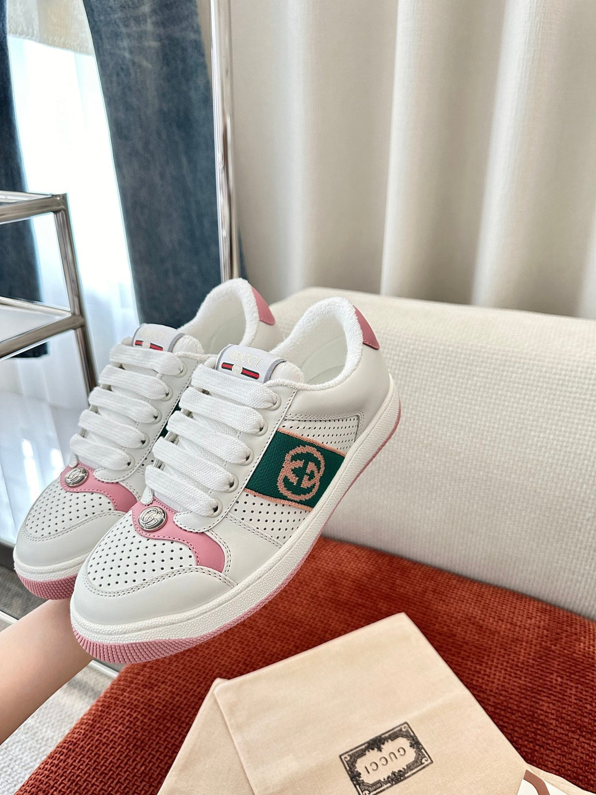 GG SCREENER SNEAKER WHITE AND PINK CALFSKIN