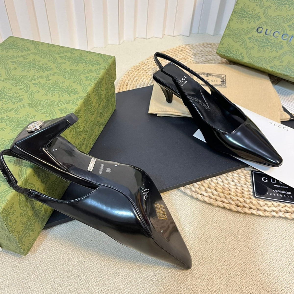 GG Women's G plain leather logo slingbacks Black