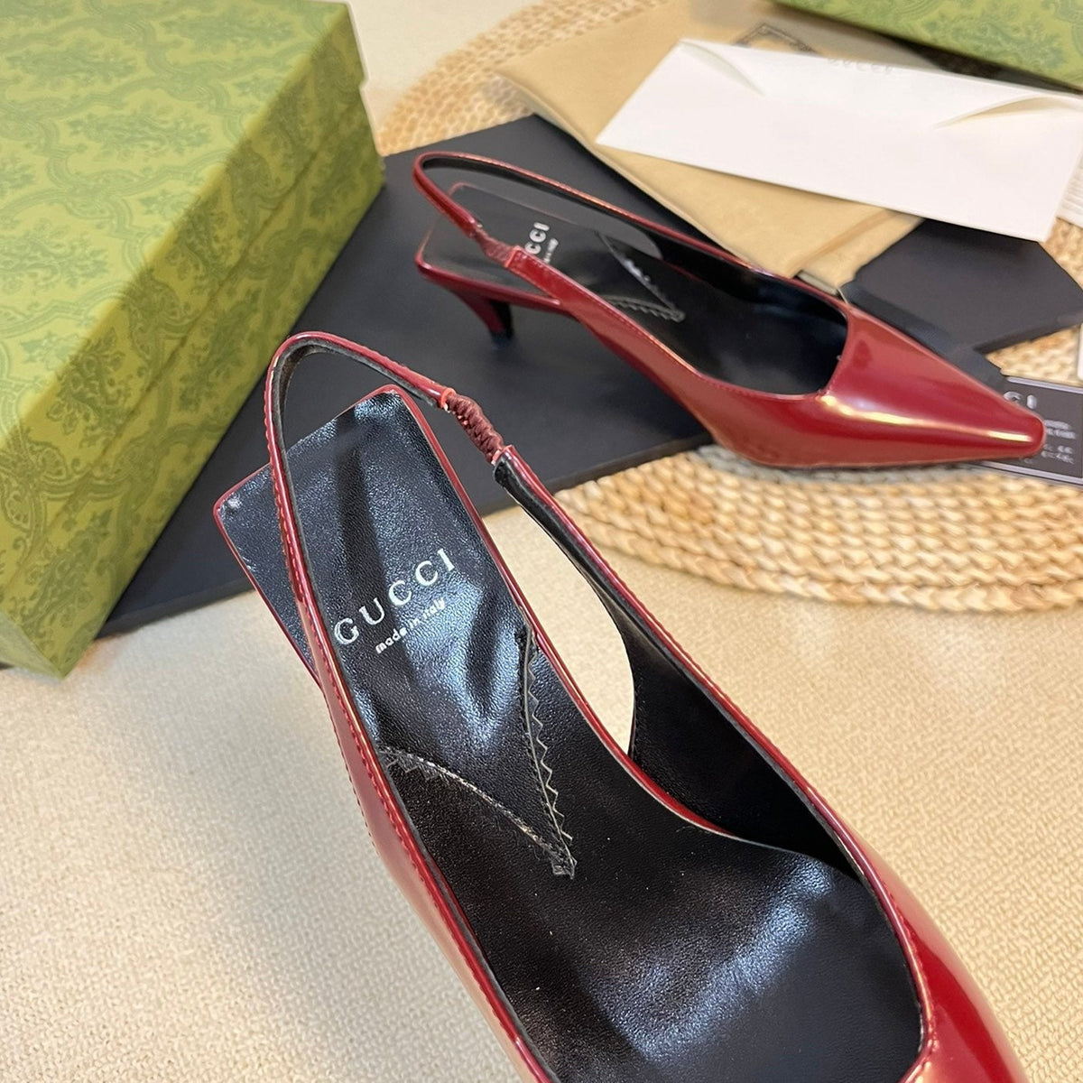 GG Women's G plain leather Logo Slingbacks Currant Red
