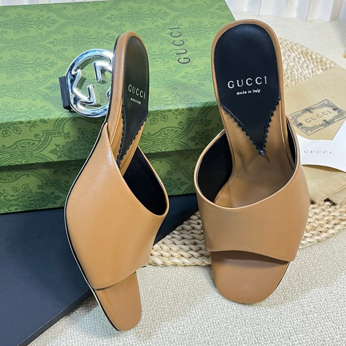 GG  Women's Heeled Sandals Gingerbread Brown