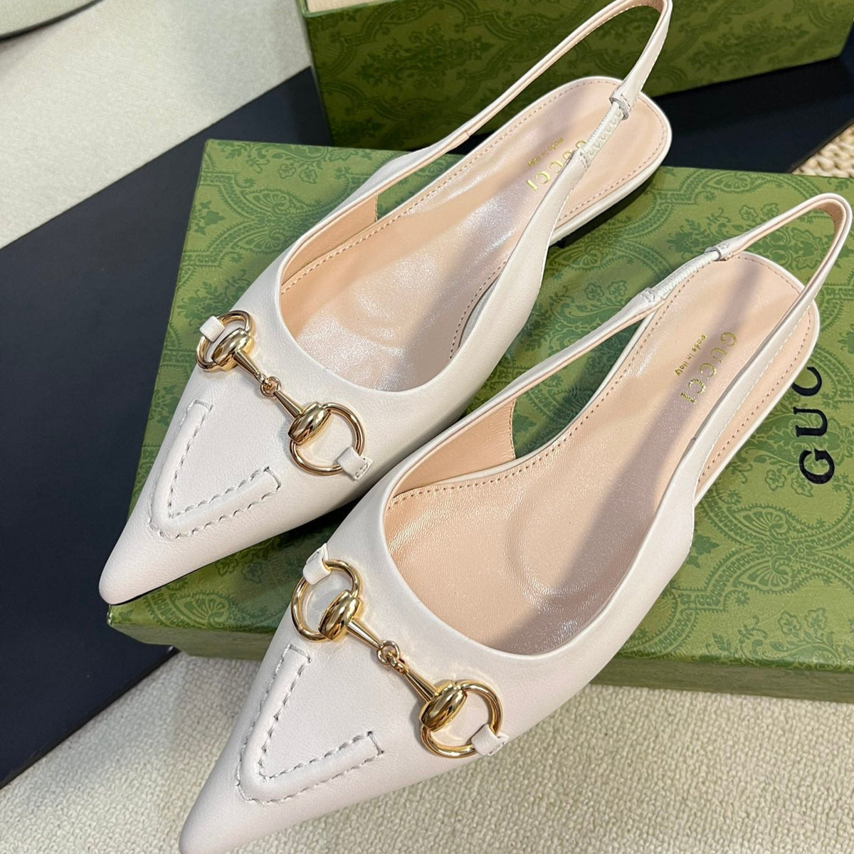 GC Horsebit Slingback Pump 10mm White Sheepskin 294556