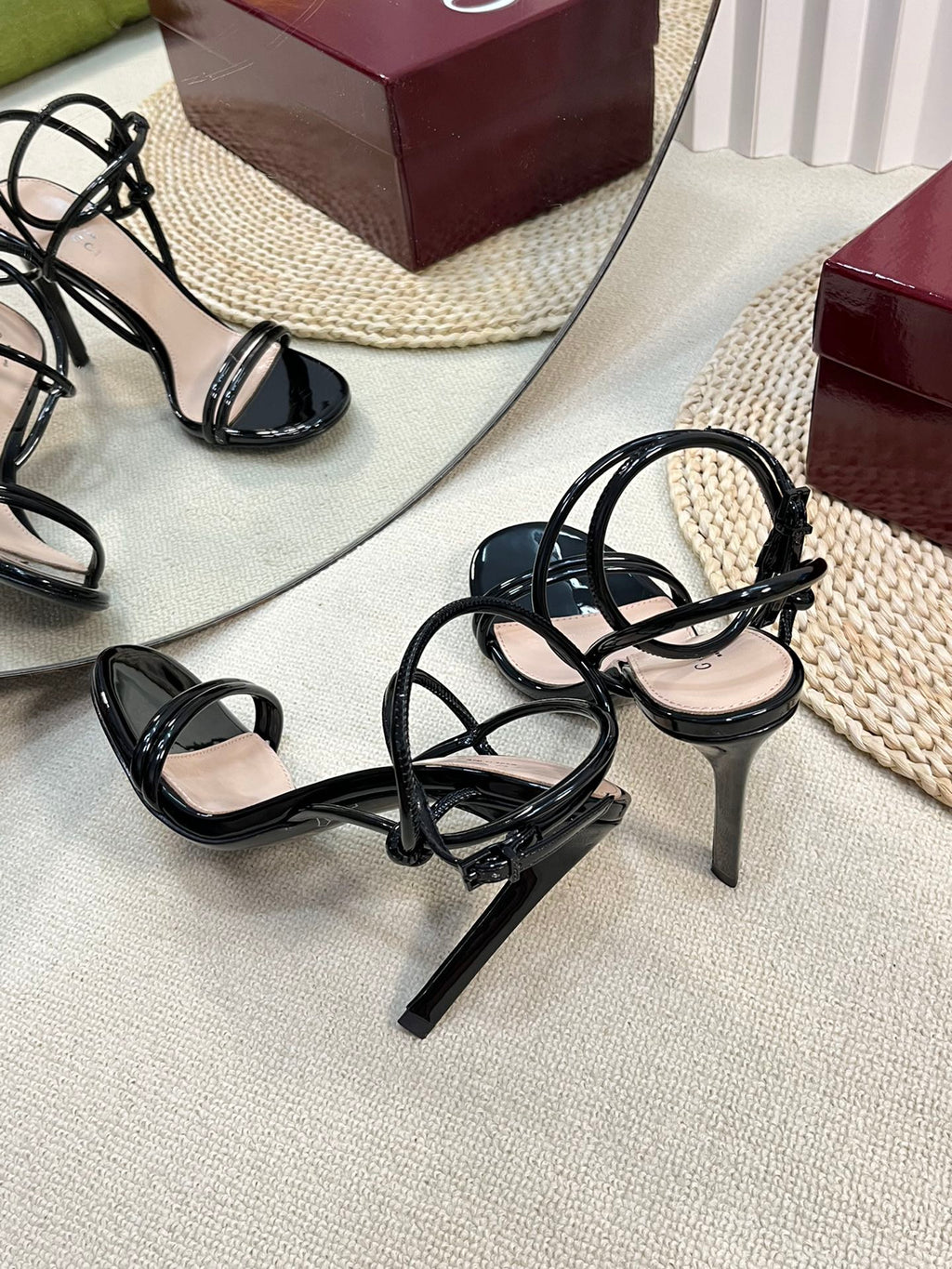 HIGH SANDAL 10 CM IN BLACK GLOSSY CALFSKIN