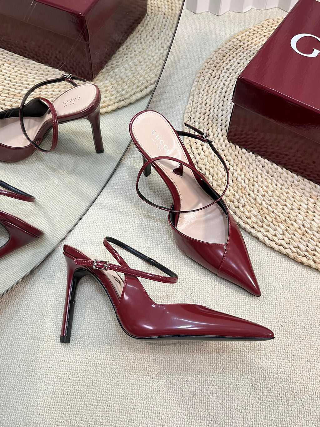 HIGH SLINGBACK PUMP 10 CM IN CHERRY RED GLOSSY CALFSKIN