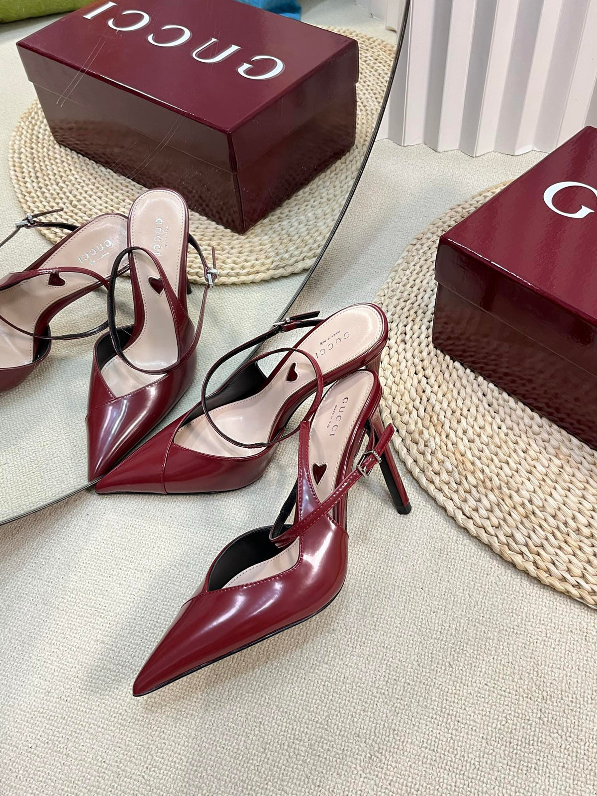 HIGH SLINGBACK PUMP 10 CM IN CHERRY RED GLOSSY CALFSKIN