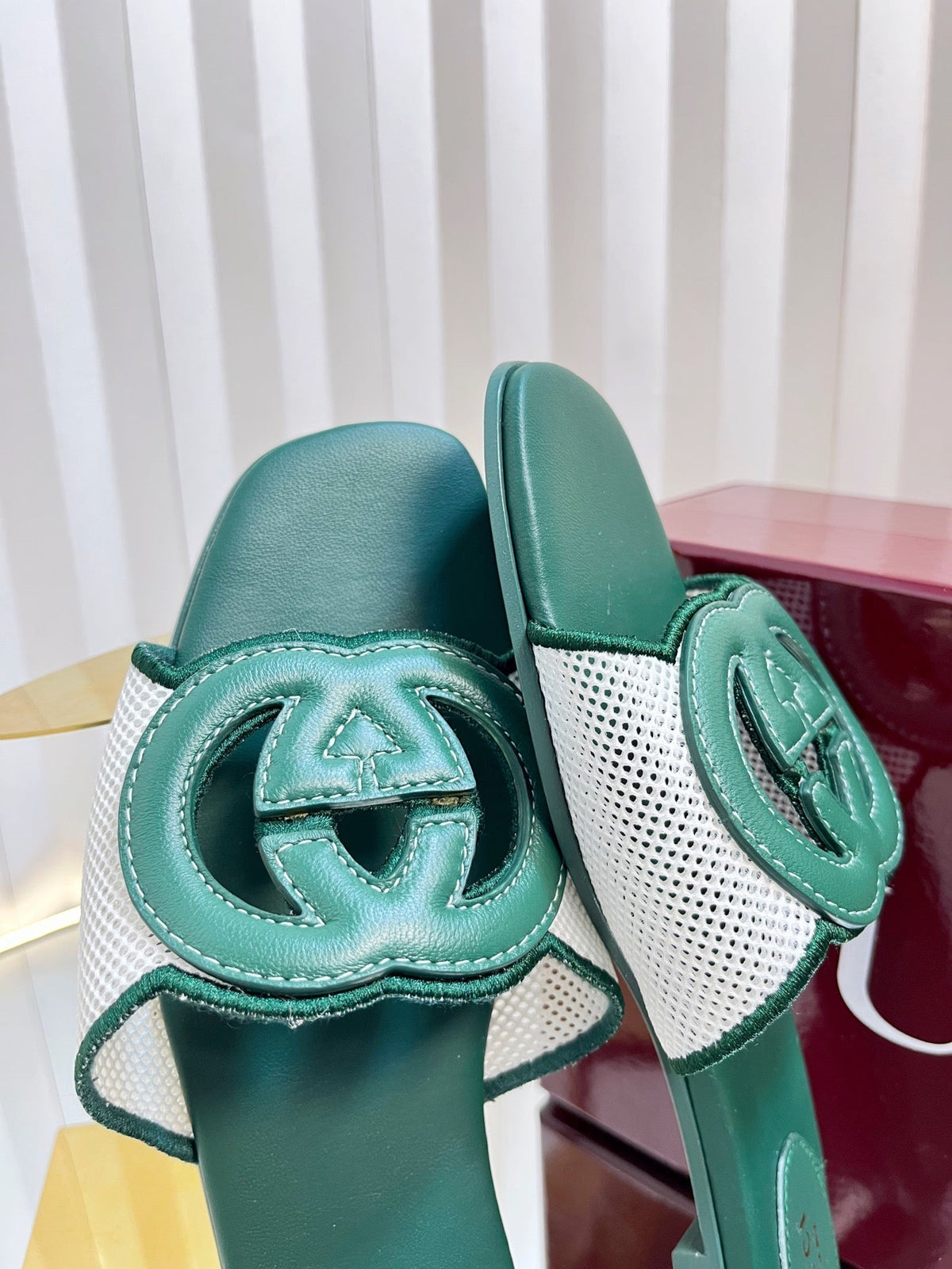 GC 25 Interlocking G Slide Sandal Emerald Green Canvas Cowhide 294643