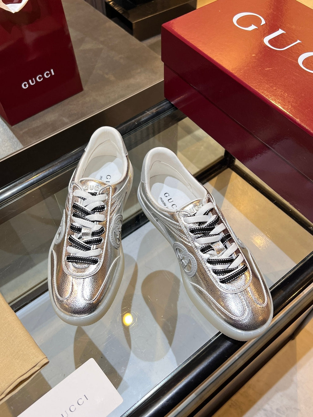 GG G75 Sneaker Sliver Metalic Cowhide 818359