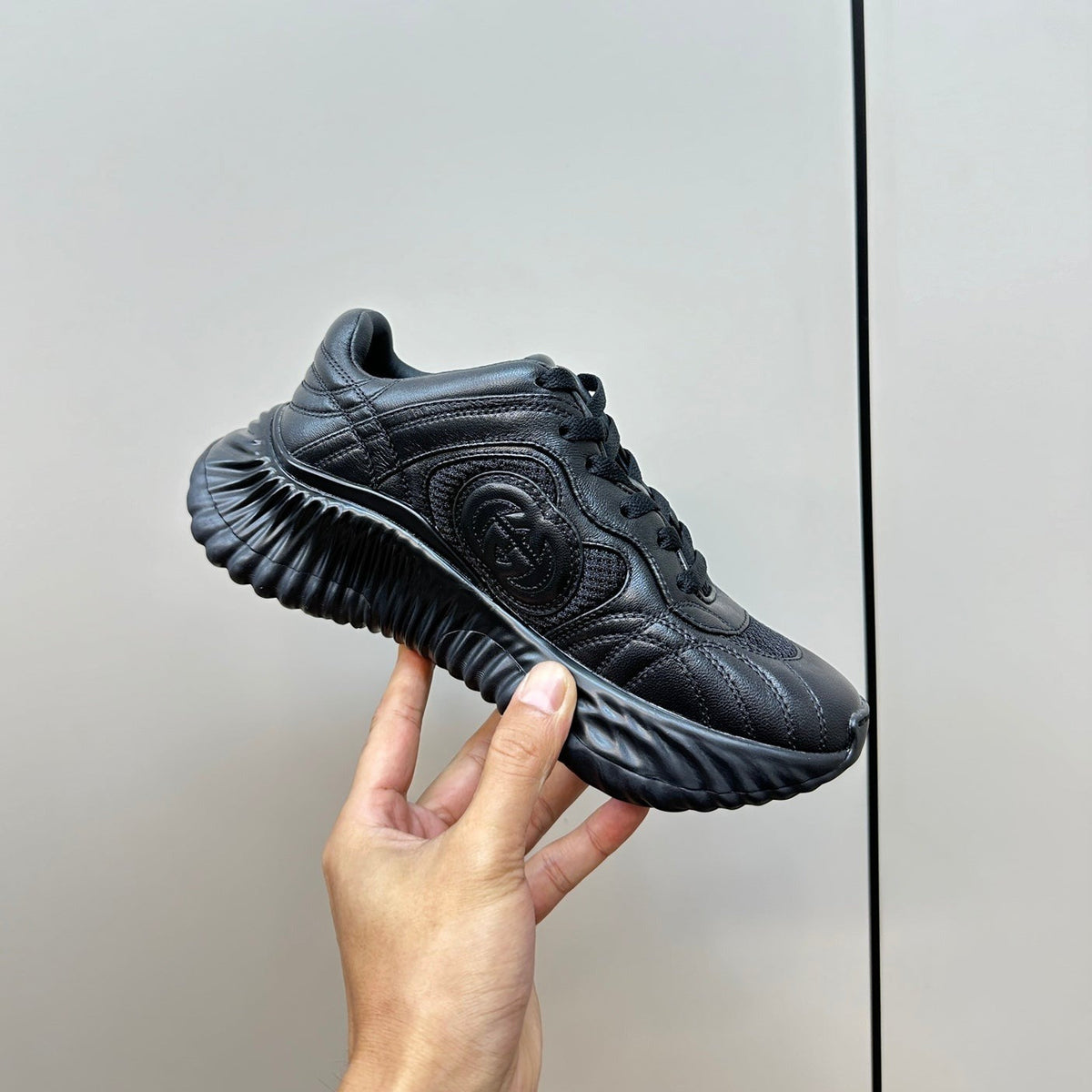 GG Ripple Leather Sneakers Black