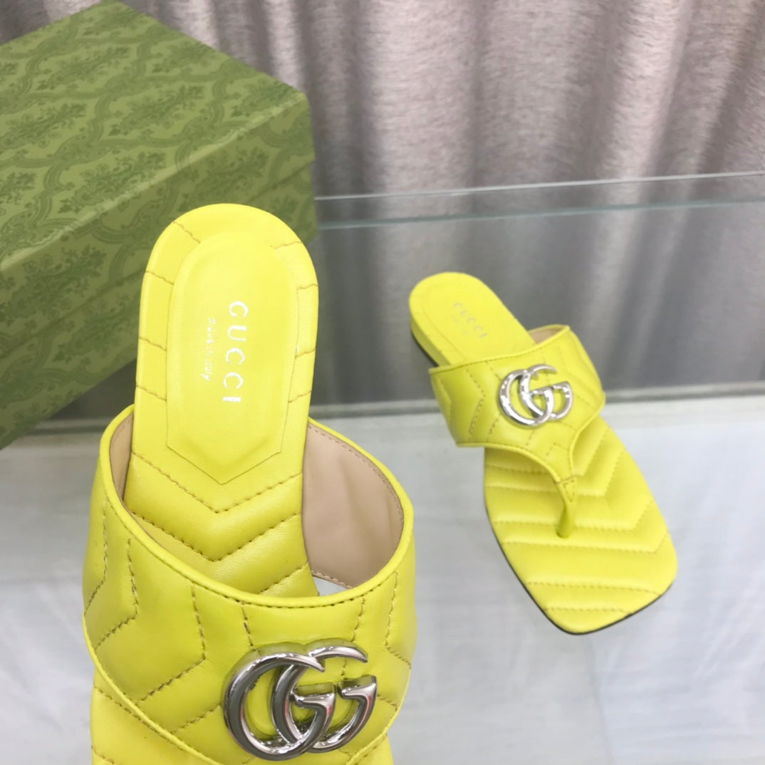 GG  marmont logo - embellished mattelasse leather sandal in yellow