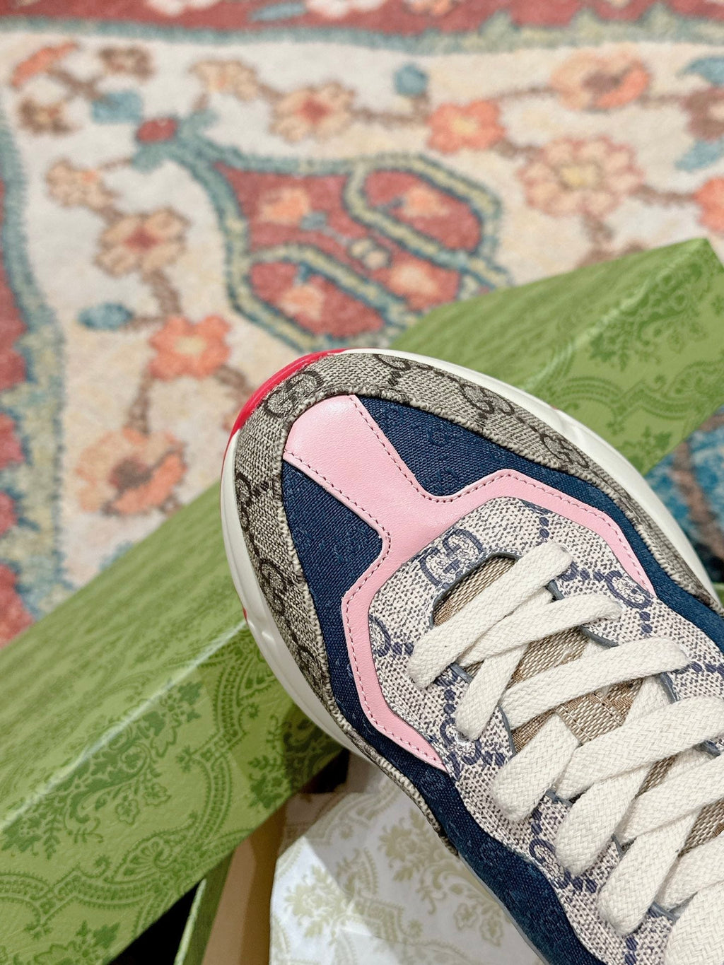 GG RHYTON TRAINER LIGHT BROWN AND PINK CALFSKIN