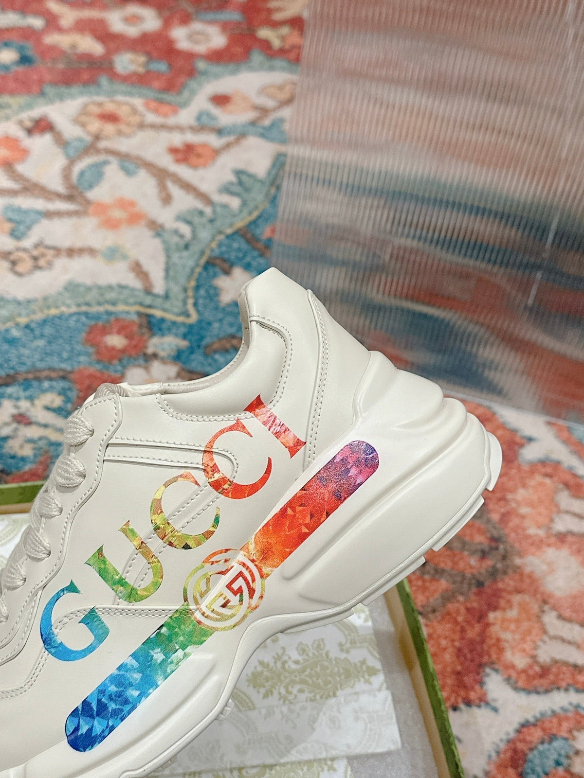 GG RHYTON TRAINER WHITE CALFSKIN WITH MULTI PATTERNS