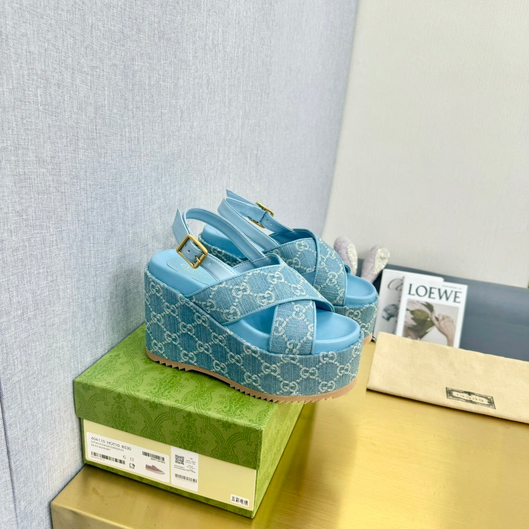 GG SUPREME PLATFORM SKY CANVAS