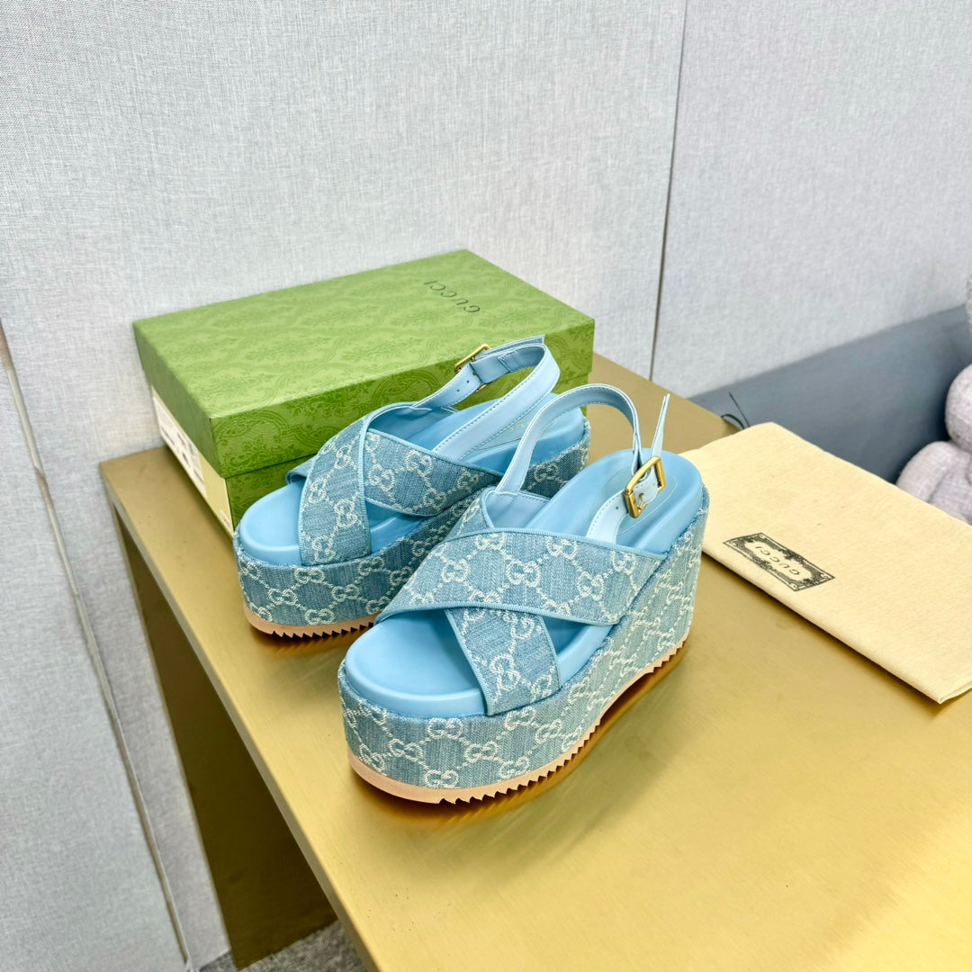 GG SUPREME PLATFORM SKY CANVAS