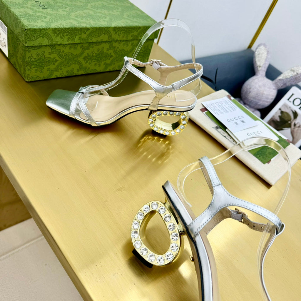 MEDIUM-HEEL SANDAL IN SILVER CALFSKIN WITH RHINSTONES