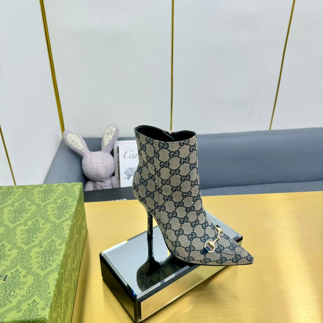 GG HORSEBIT ANKLE BOOT IN PALE GRAY MONOGRAM CANVAS