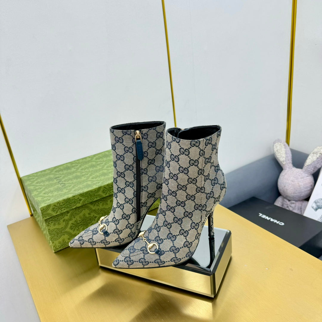 GG HORSEBIT ANKLE BOOT IN PALE GRAY MONOGRAM CANVAS